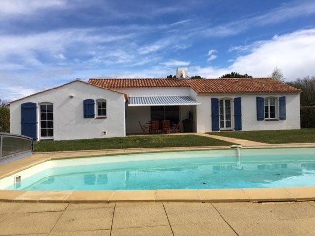 Gite Avec Piscine Privative LʼAiguillon-sur-Vie Exteriér fotografie